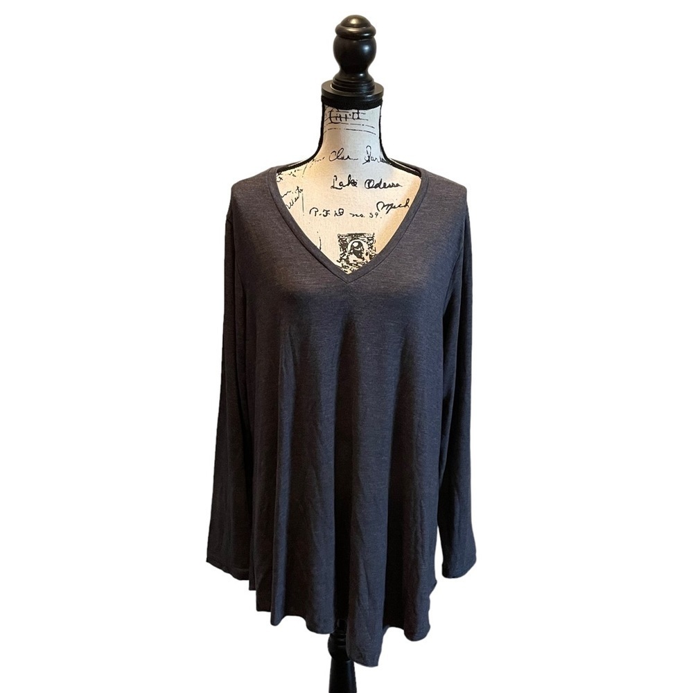 Soft Surroundings Asymmetrical Handkerchief Top Blouse Plus Gray Size 1X casual